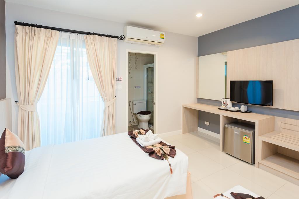 Airport Mansion Phuket Hotel Ban Bo Han Exterior photo