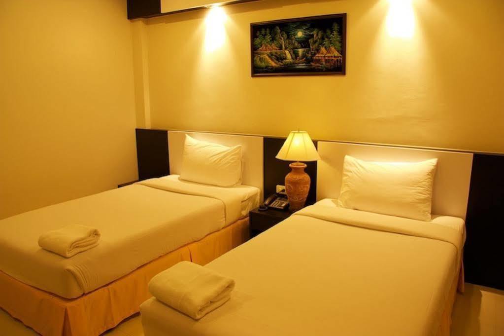 Airport Mansion Phuket Hotel Ban Bo Han Exterior photo